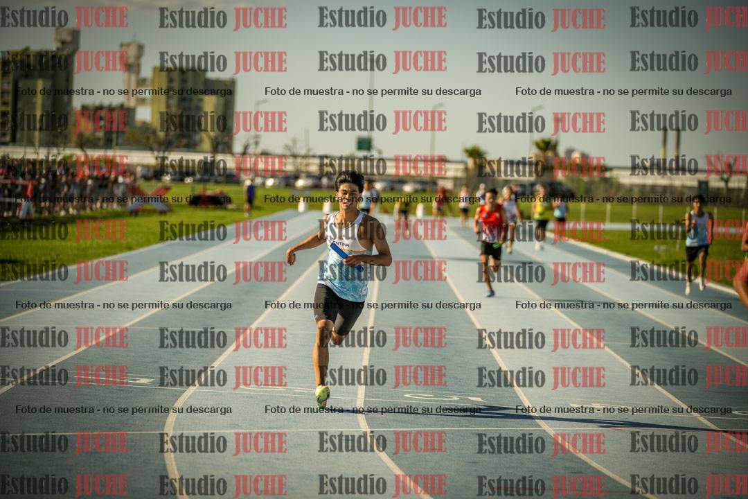 Fotos de las Postas 4x100mts de varones LIBRE - FINAL