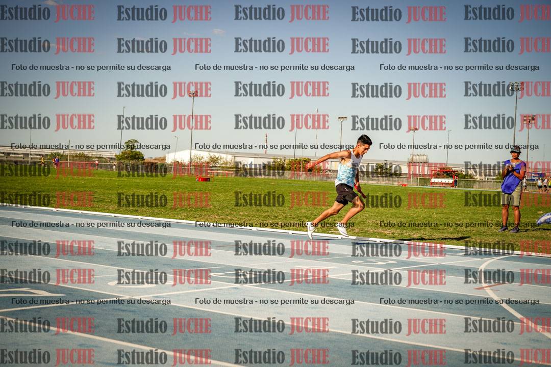 Fotos de las Postas 4x100mts de varones LIBRE - FINAL