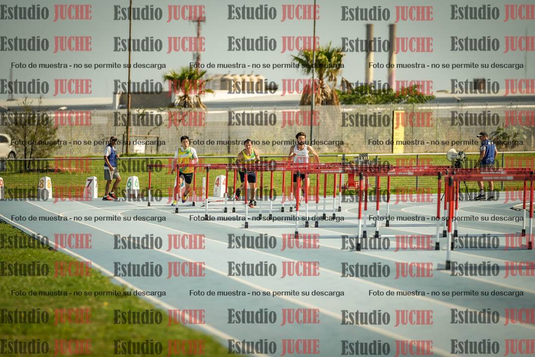 Fotos de los 110mts con vallas de varones - decatlón 6