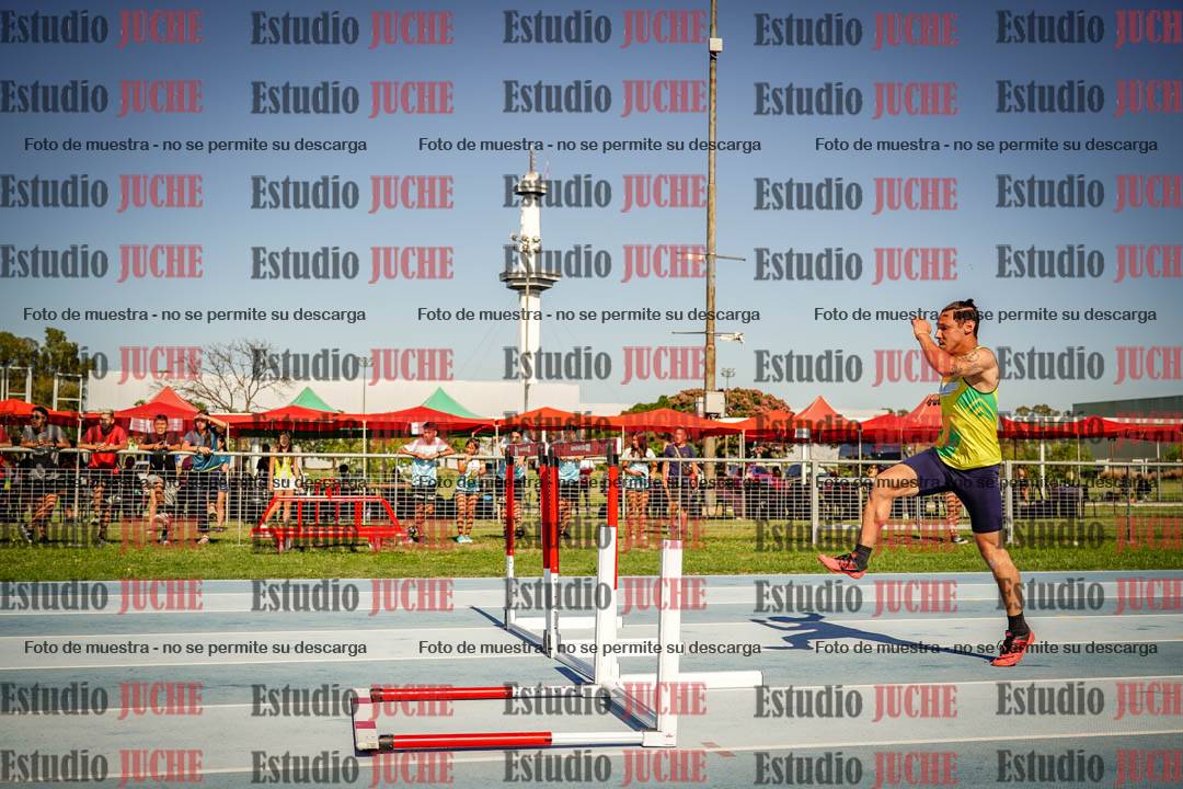 Fotos de los 110mts con vallas de varones - decatlón 6