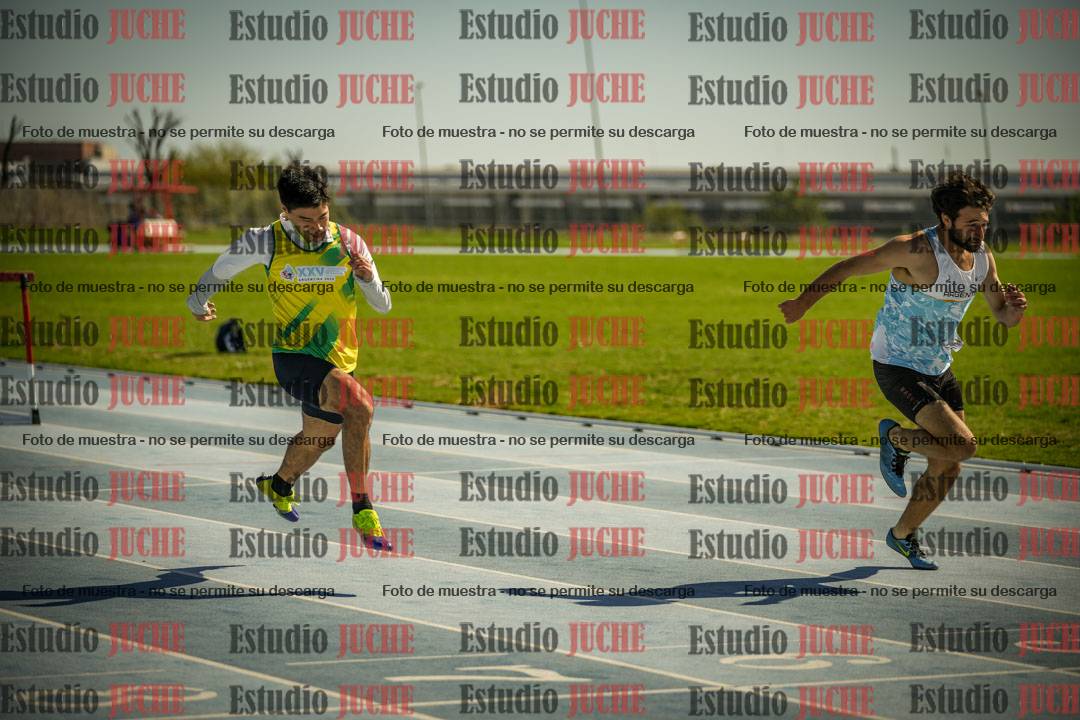 Fotos de los 110mts con vallas de varones - decatlón 6