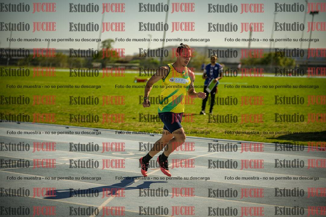 Fotos de los 110mts con vallas de varones - decatlón 6