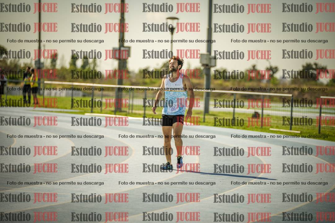 Fotos de los 110mts con vallas de varones - decatlón 6
