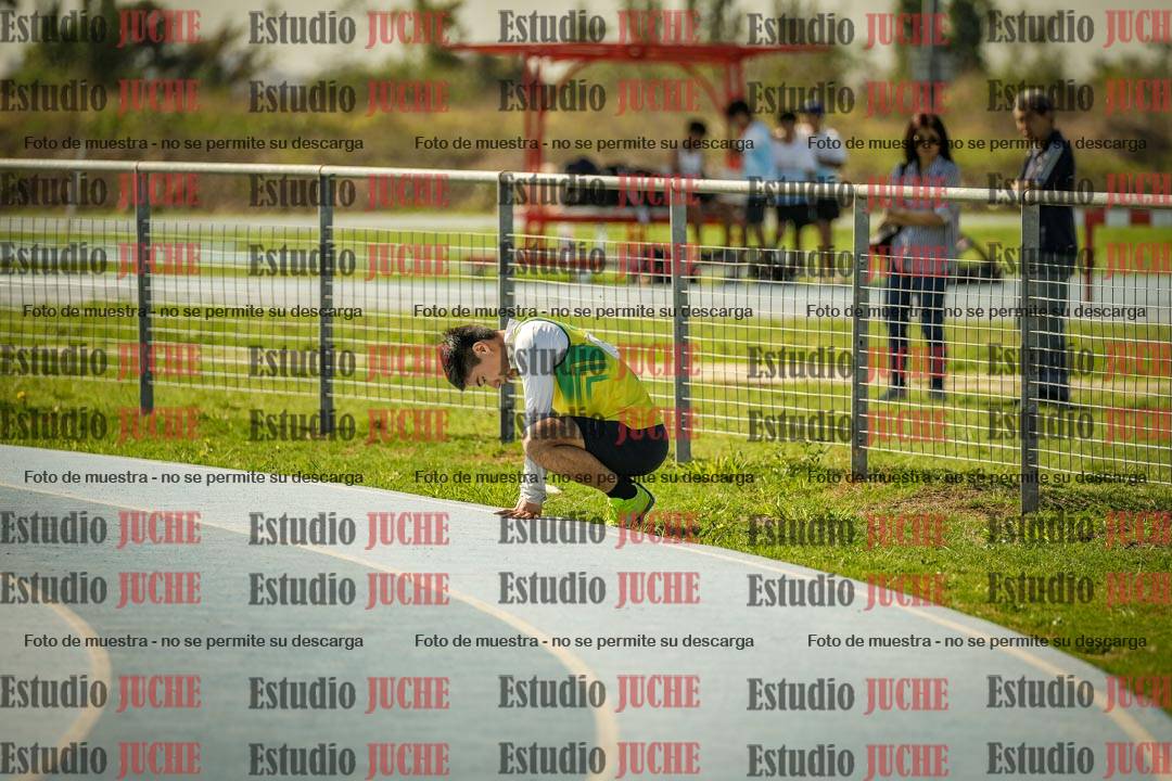 Fotos de los 110mts con vallas de varones - decatlón 6