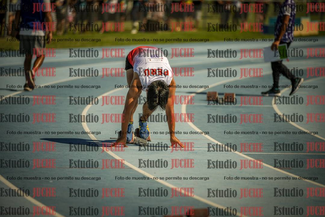 Fotos de los 400mts con vallas de varones LIBRE - FINAL
