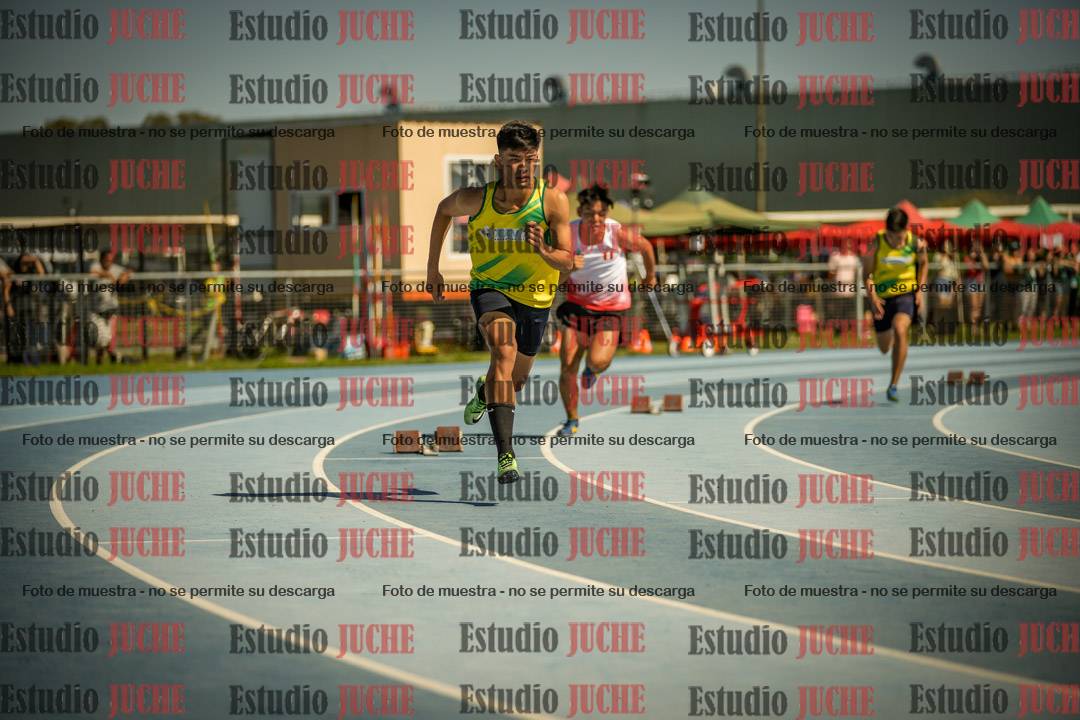 Fotos de los 400mts con vallas de varones LIBRE - FINAL