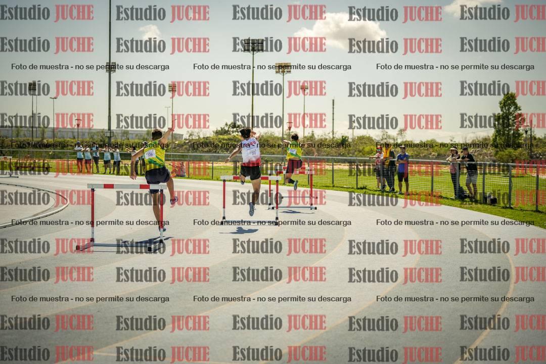 Fotos de los 400mts con vallas de varones LIBRE - FINAL
