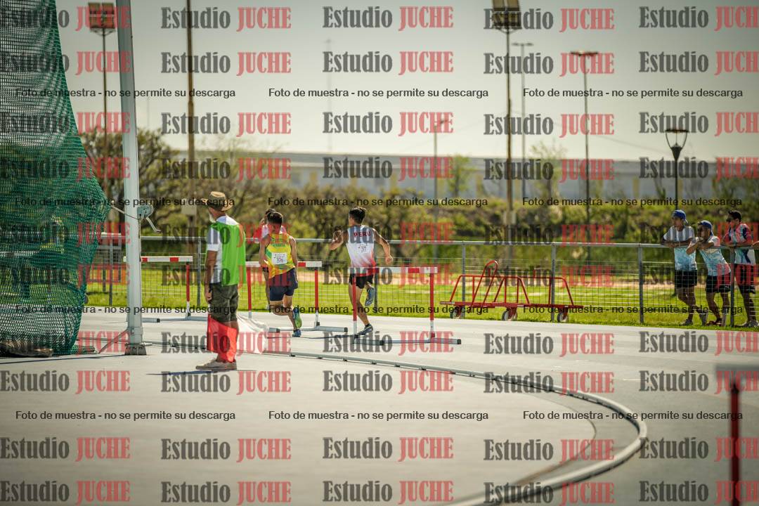 Fotos de los 400mts con vallas de varones LIBRE - FINAL