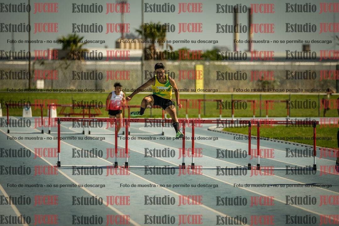Fotos de los 400mts con vallas de varones LIBRE - FINAL