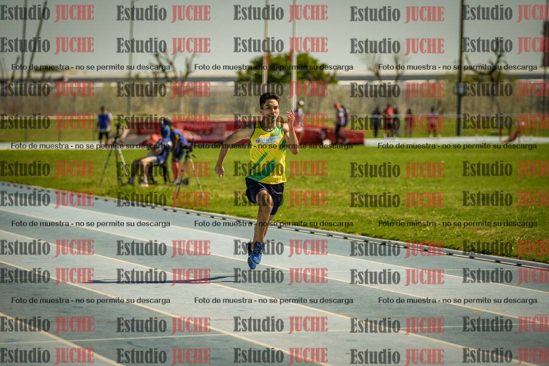 Fotos de los 400mts con vallas de varones LIBRE - FINAL
