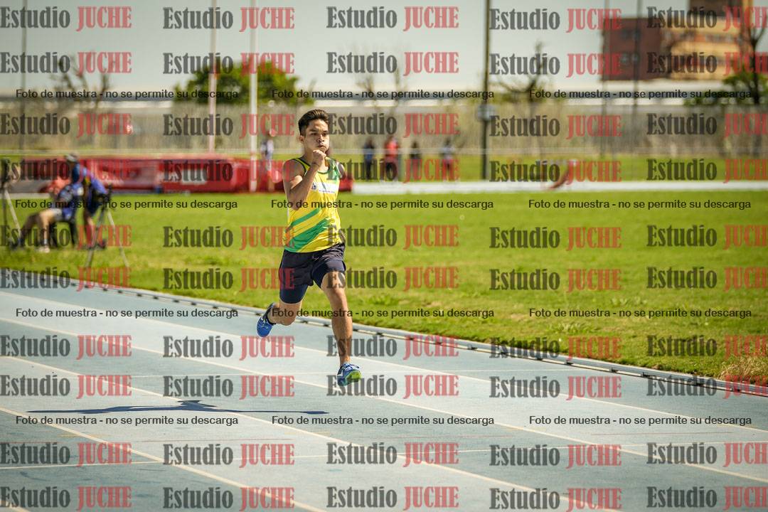 Fotos de los 400mts con vallas de varones LIBRE - FINAL