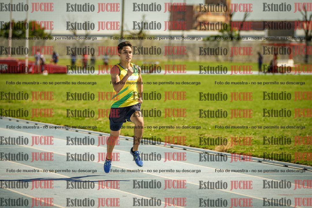 Fotos de los 400mts con vallas de varones LIBRE - FINAL