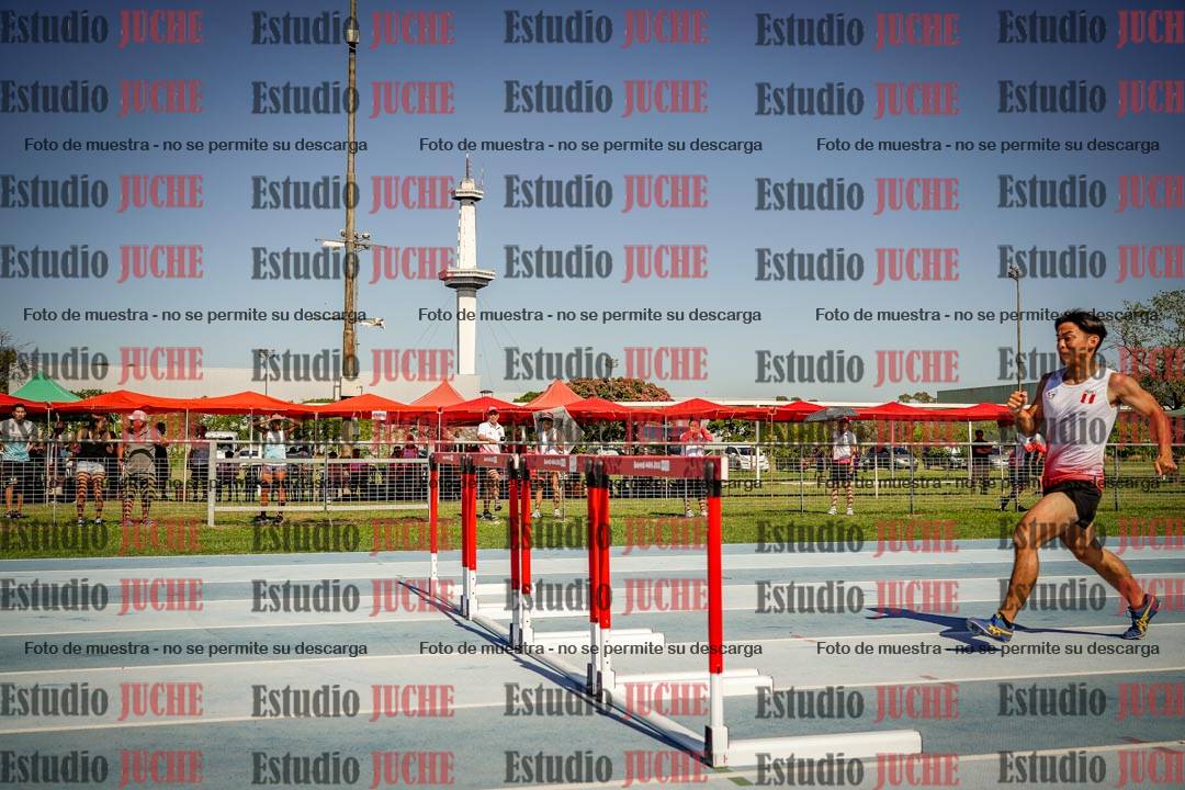 Fotos de los 400mts con vallas de varones LIBRE - FINAL