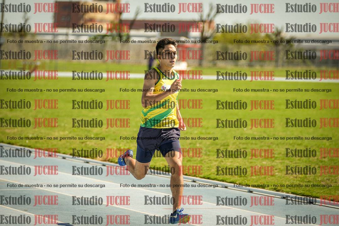 Fotos de los 400mts con vallas de varones LIBRE - FINAL
