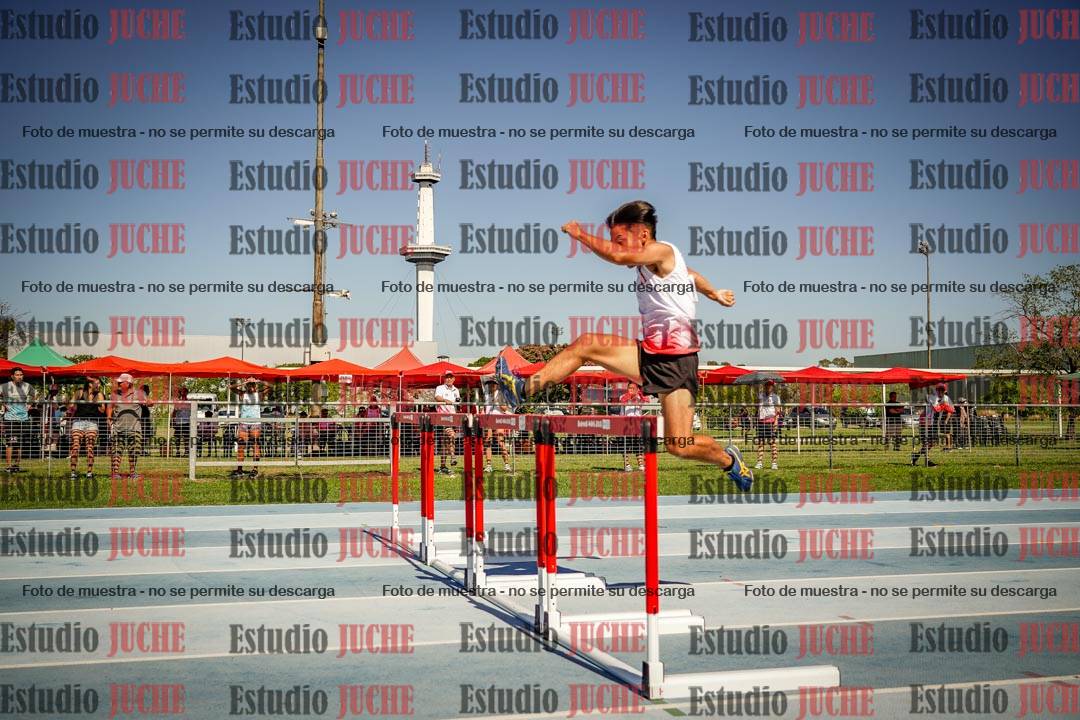 Fotos de los 400mts con vallas de varones LIBRE - FINAL