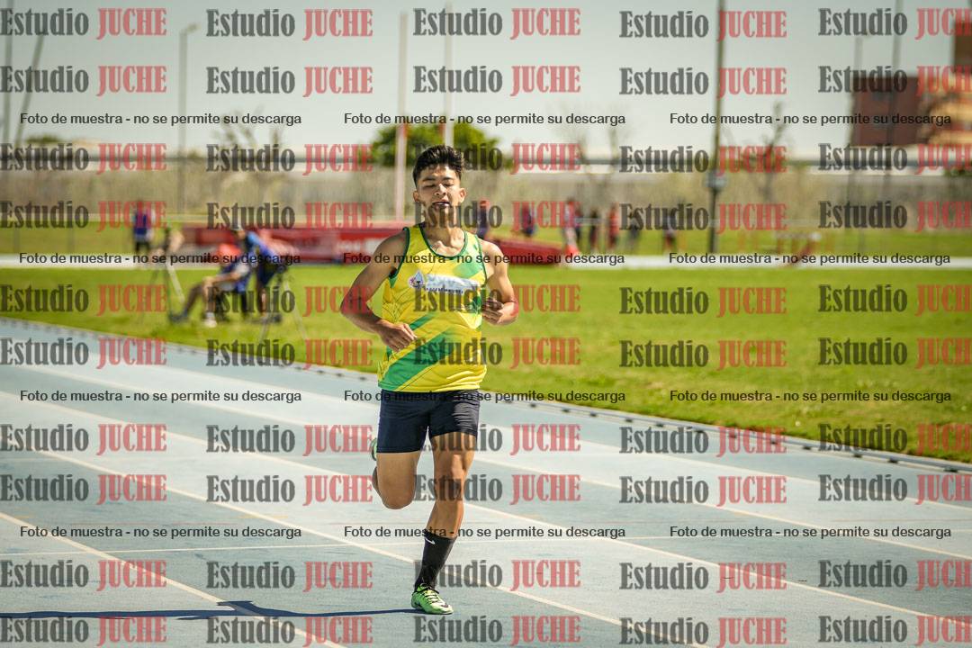 Fotos de los 400mts con vallas de varones LIBRE - FINAL