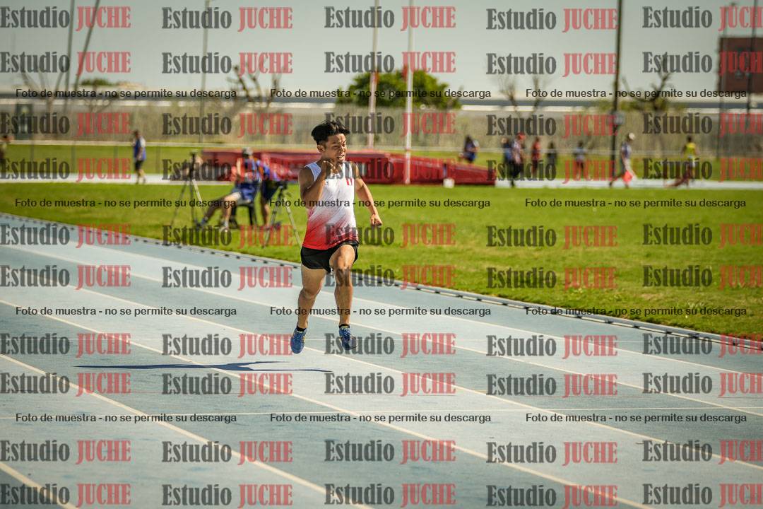 Fotos de los 400mts con vallas de varones LIBRE - FINAL