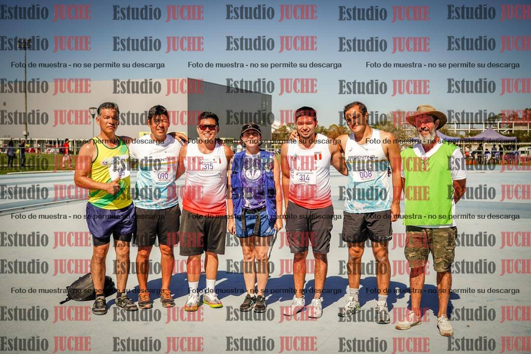 Fotos de algunos podios y extras del torneo