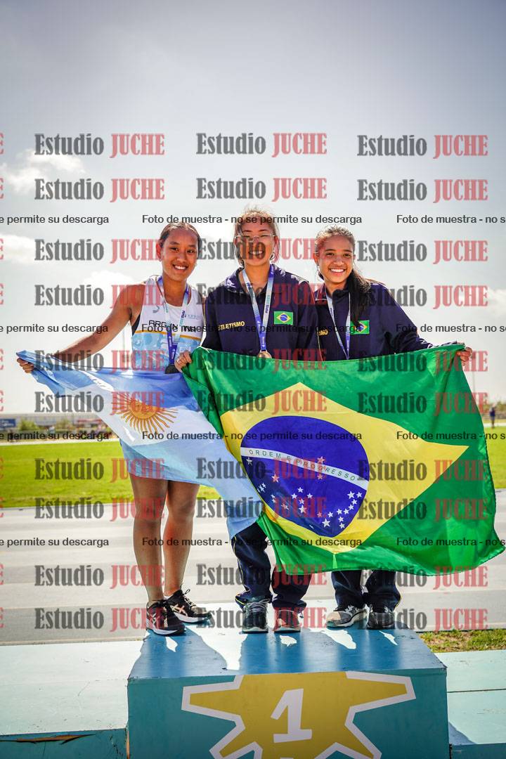 Fotos de algunos podios y extras del torneo