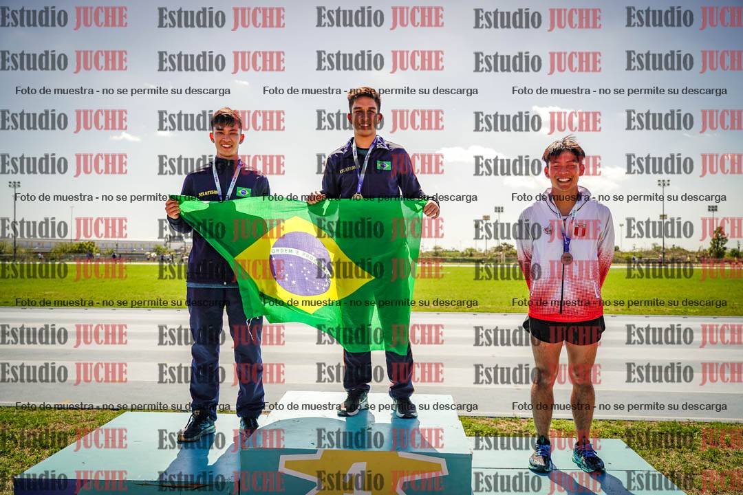 Fotos de algunos podios y extras del torneo