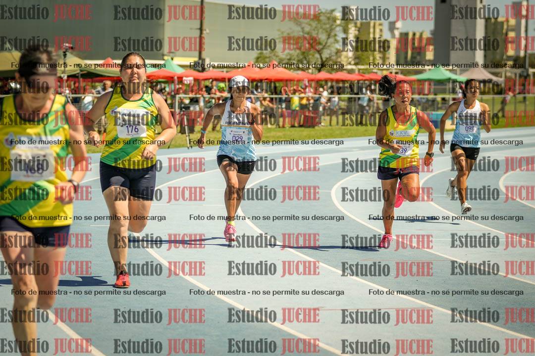 Fotos de los 800mts llanos de mujeres LIBRE/MASTER - FINAL
