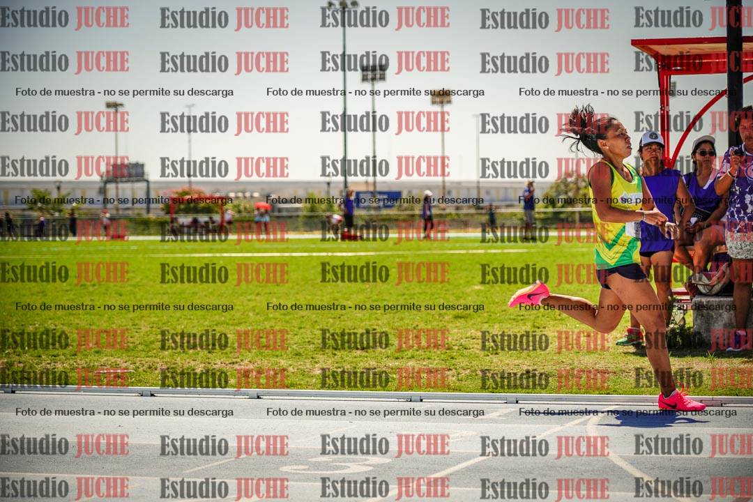 Fotos de los 800mts llanos de mujeres LIBRE/MASTER - FINAL