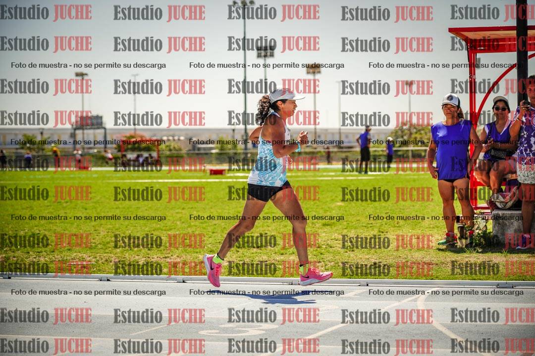 Fotos de los 800mts llanos de mujeres LIBRE/MASTER - FINAL