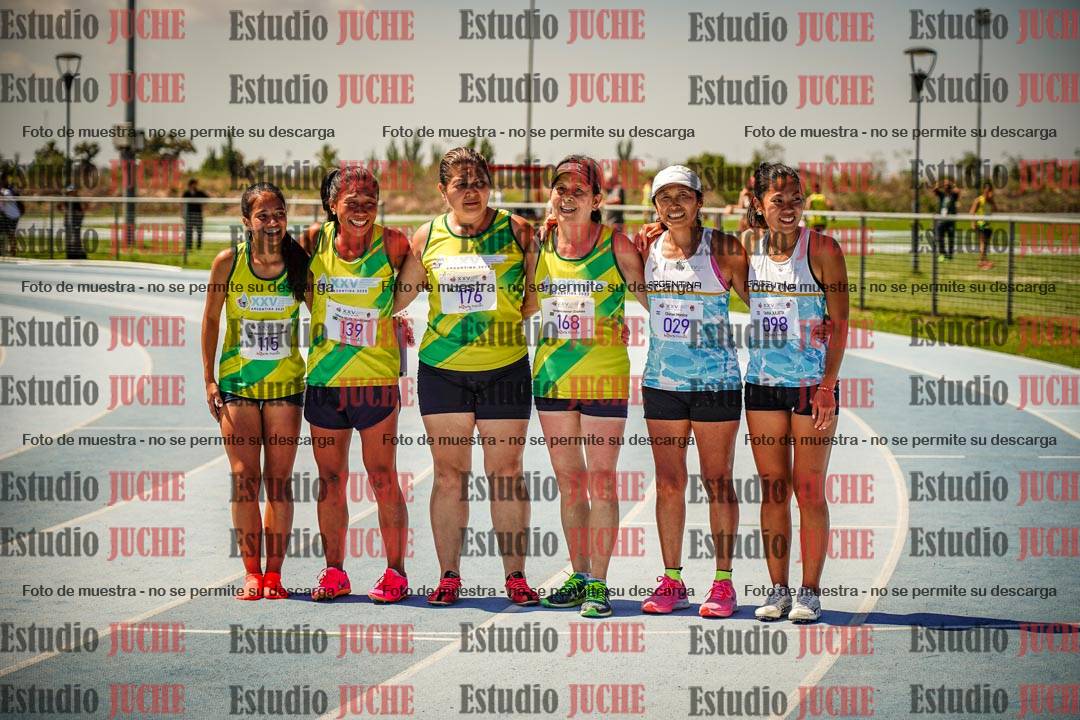 Fotos de los 800mts llanos de mujeres LIBRE/MASTER - FINAL