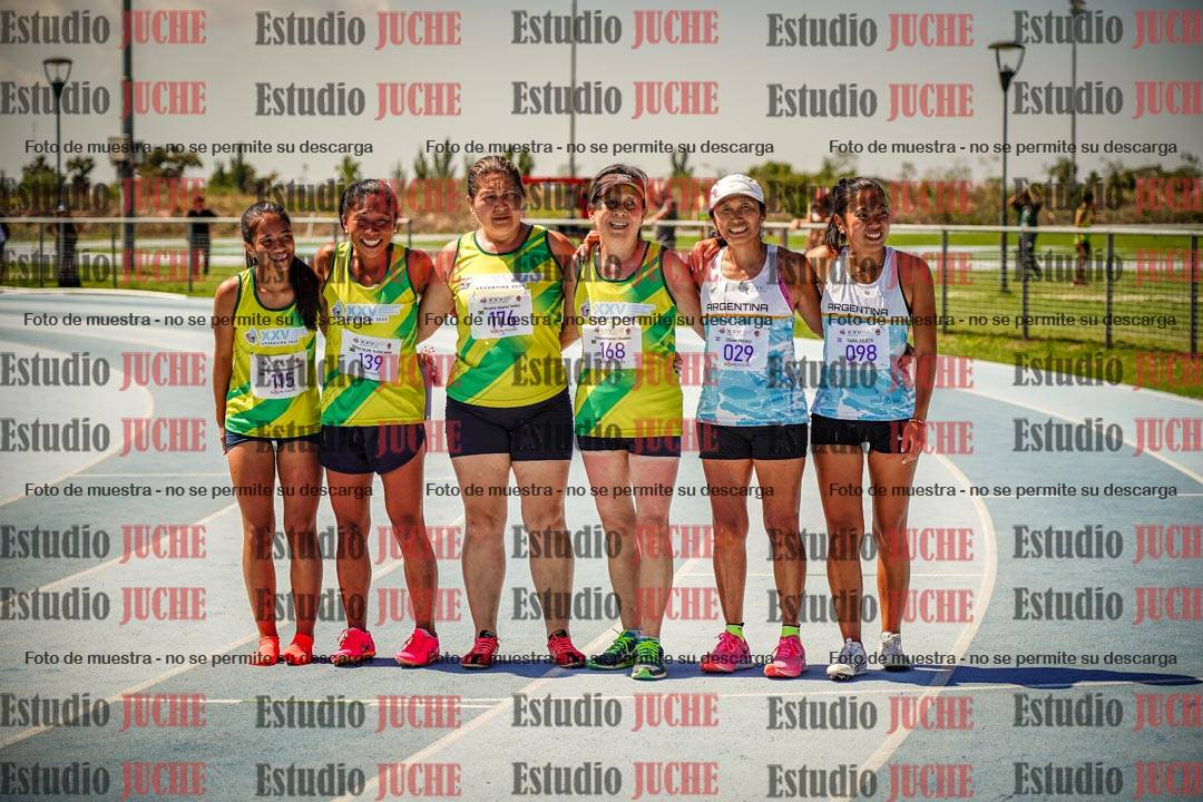 Fotos de los 800mts llanos de mujeres LIBRE/MASTER - FINAL