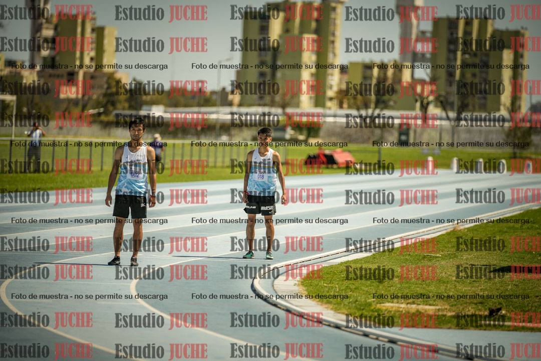 Fotos de los 800mts llanos de varones LIBRE/MASTER - FINAL