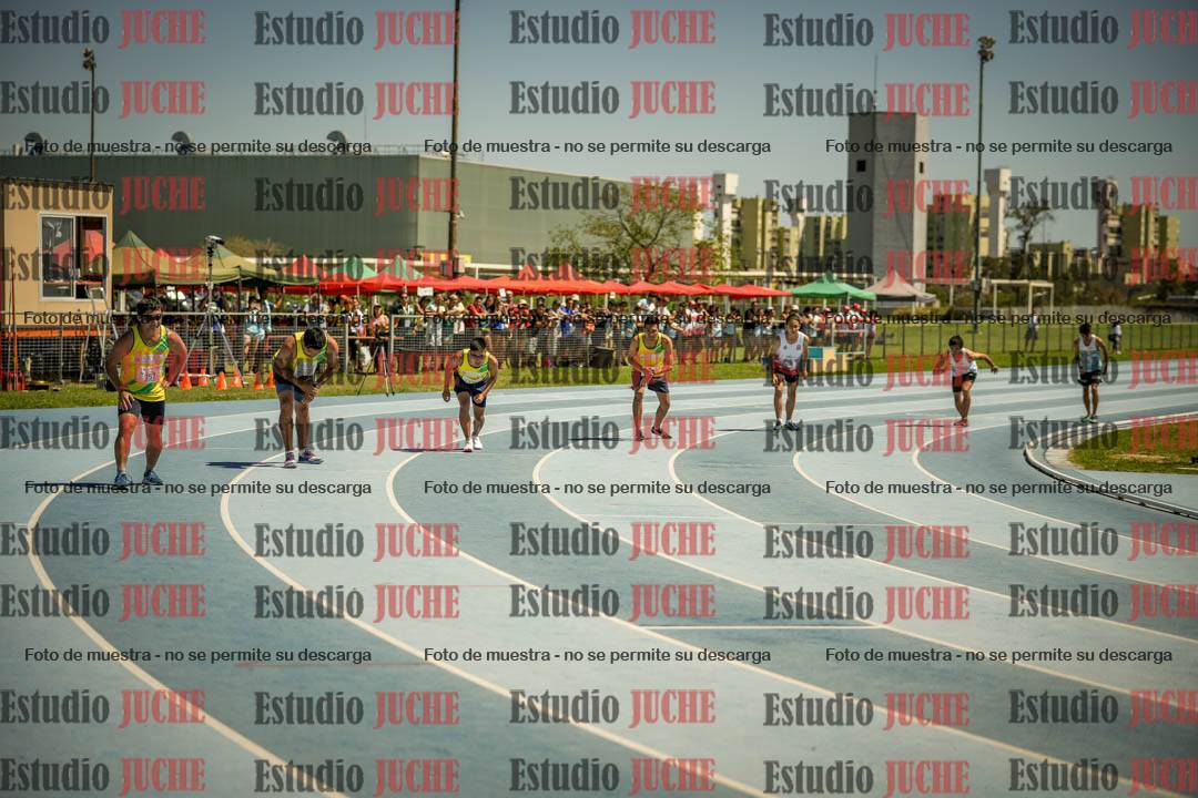 Fotos de los 800mts llanos de varones LIBRE/MASTER - FINAL