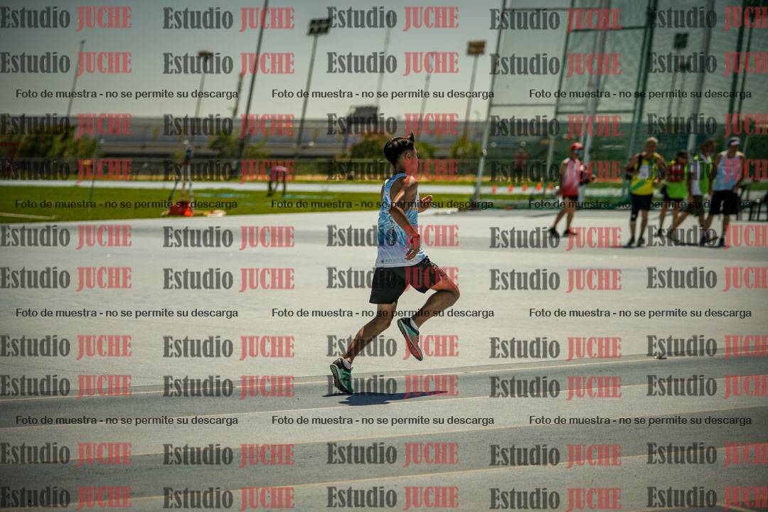 Fotos de los 800mts llanos de varones LIBRE/MASTER - FINAL