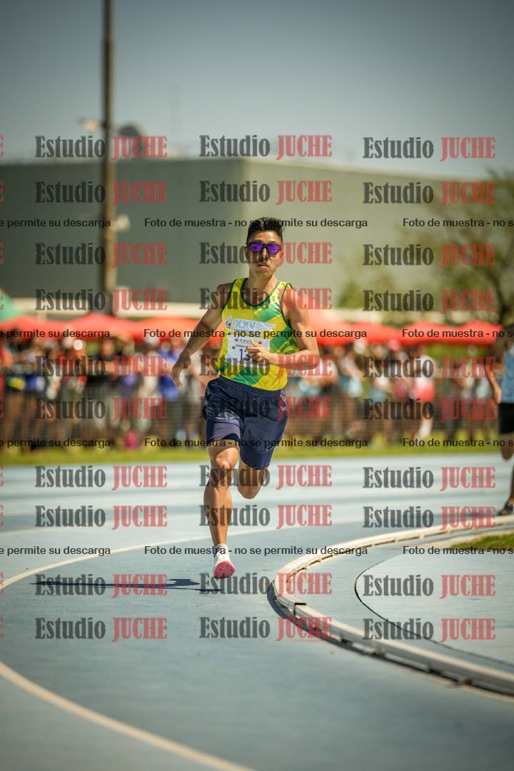 Fotos de los 800mts llanos de varones LIBRE/MASTER - FINAL