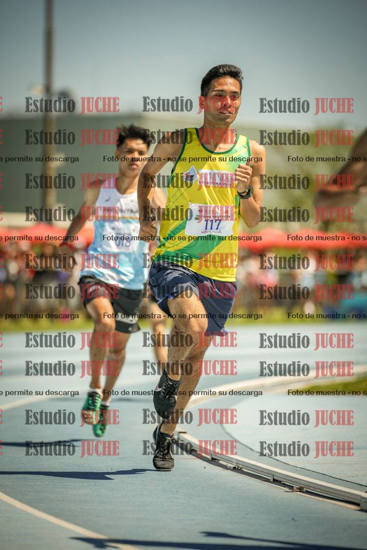 Fotos de los 800mts llanos de varones LIBRE/MASTER - FINAL