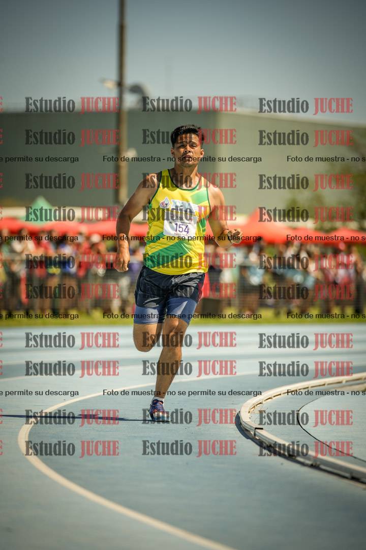 Fotos de los 800mts llanos de varones LIBRE/MASTER - FINAL