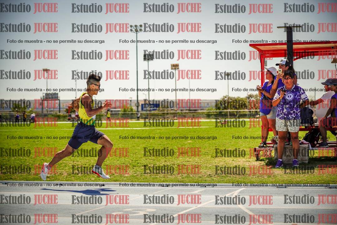 Fotos de los 800mts llanos de varones LIBRE/MASTER - FINAL