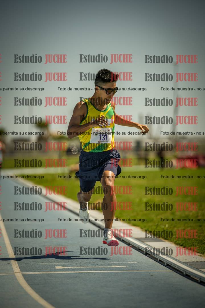 Fotos de los 800mts llanos de varones LIBRE/MASTER - FINAL