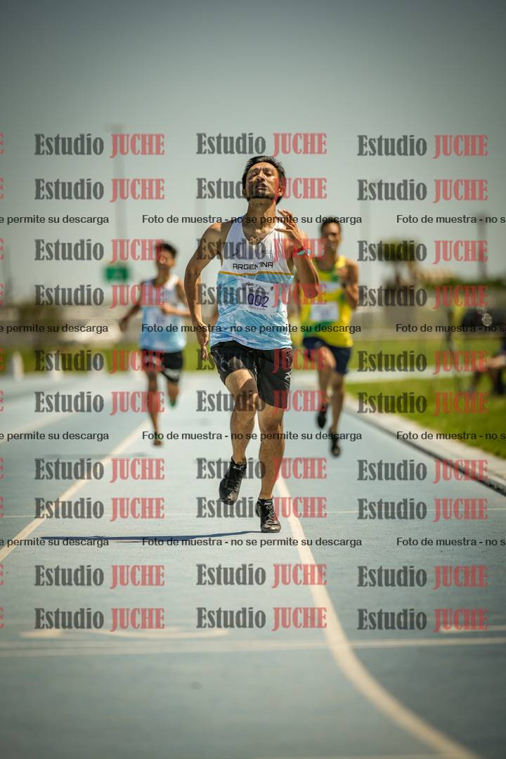 Fotos de los 800mts llanos de varones LIBRE/MASTER - FINAL
