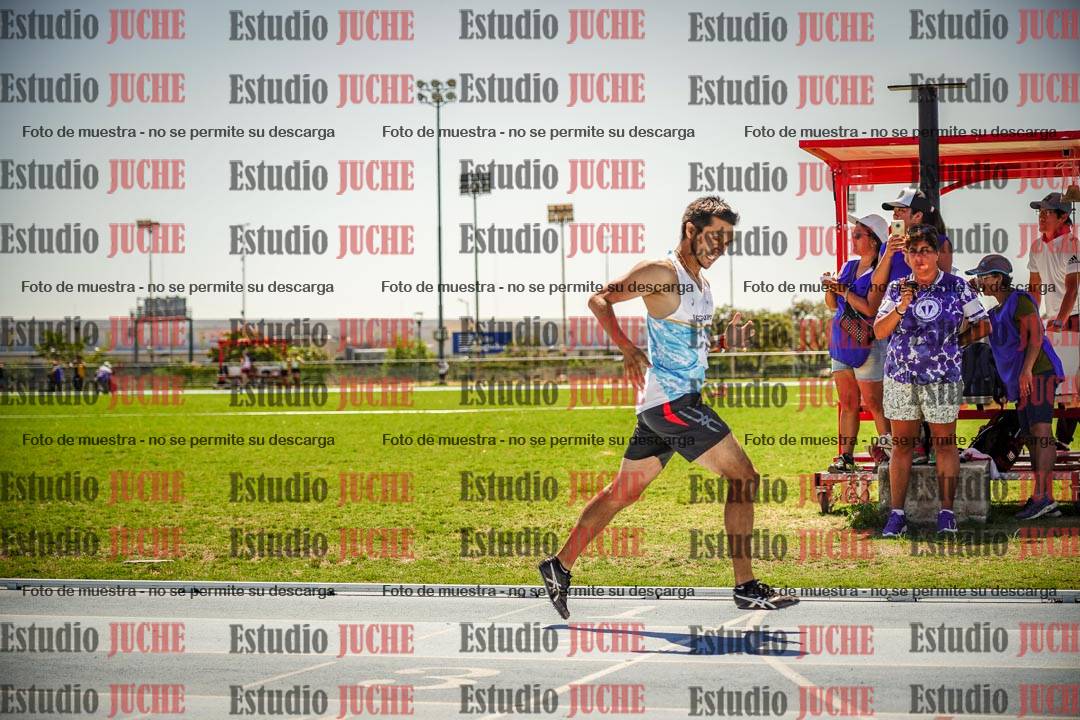 Fotos de los 800mts llanos de varones LIBRE/MASTER - FINAL
