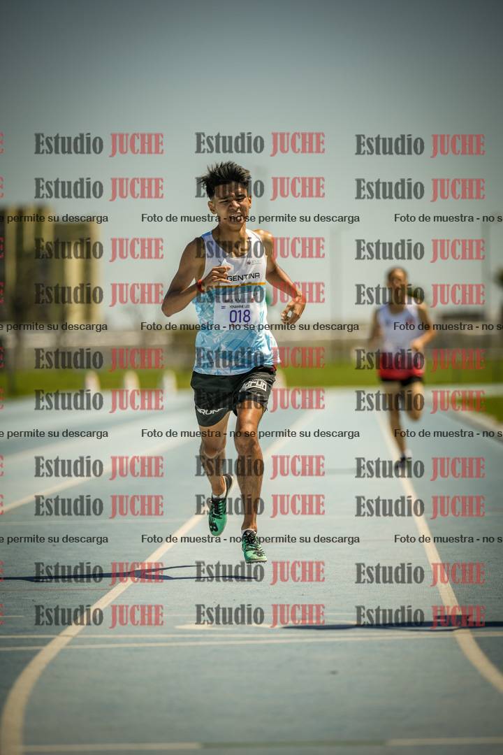 Fotos de los 800mts llanos de varones LIBRE/MASTER - FINAL