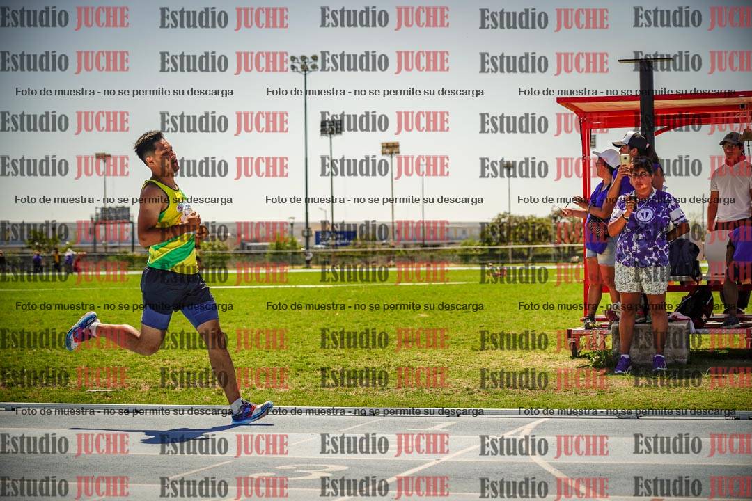 Fotos de los 800mts llanos de varones LIBRE/MASTER - FINAL