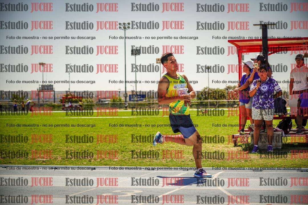 Fotos de los 800mts llanos de varones LIBRE/MASTER - FINAL