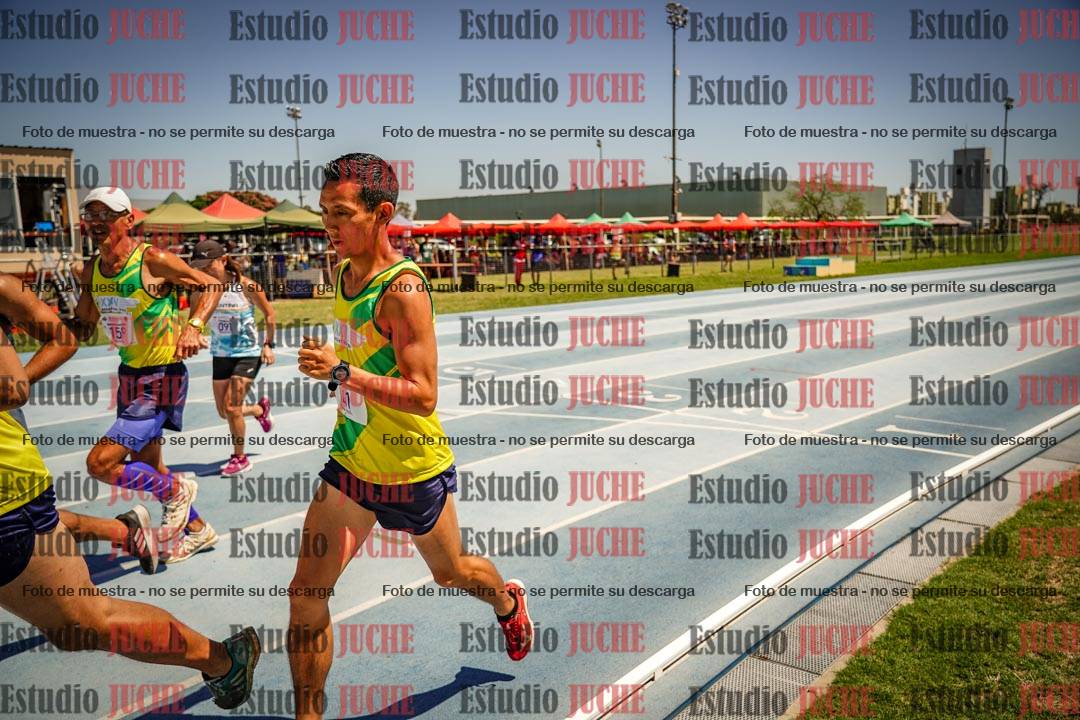 Fotos de los 10.000mts llanos de mujeres y varones LIBRE/MASTER - FINAL