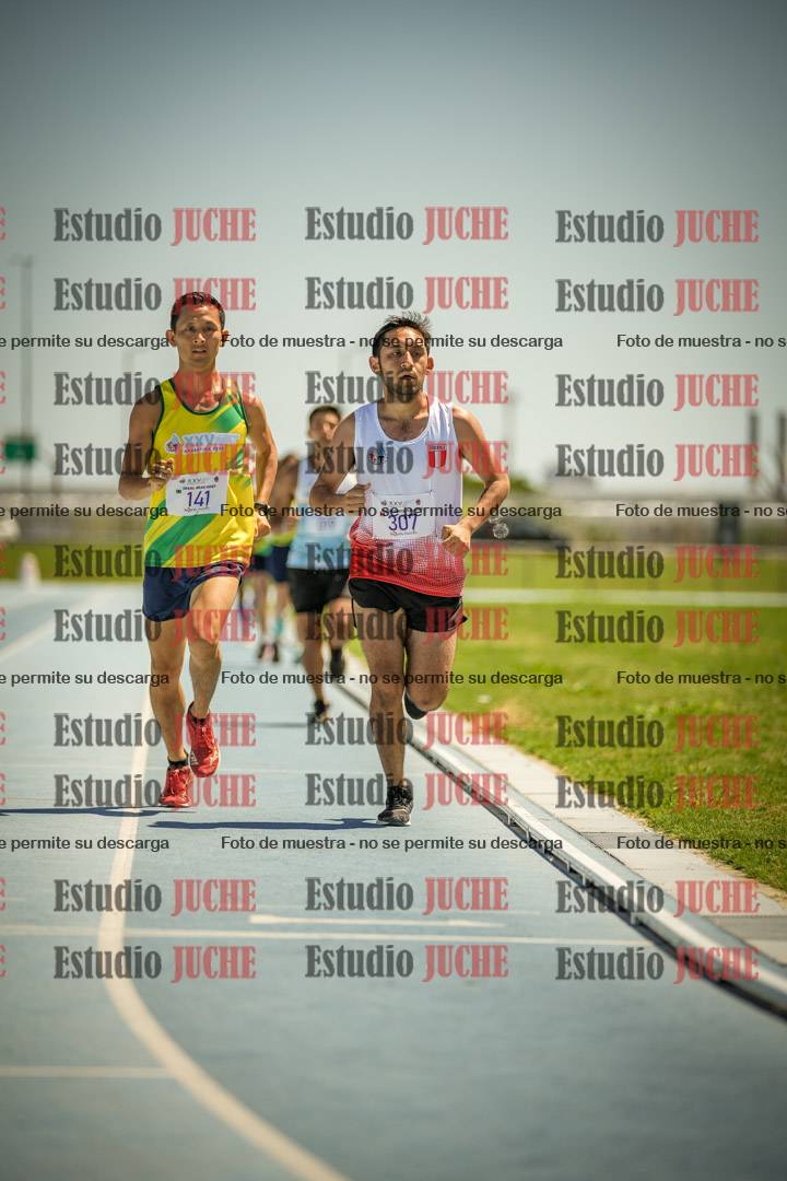 Fotos de los 10.000mts llanos de mujeres y varones LIBRE/MASTER - FINAL