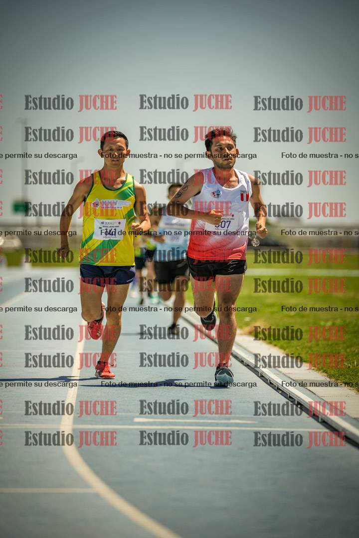 Fotos de los 10.000mts llanos de mujeres y varones LIBRE/MASTER - FINAL