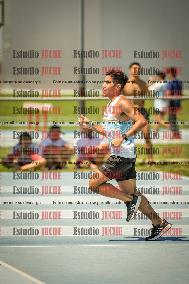Fotos de los 10.000mts llanos de mujeres y varones LIBRE/MASTER - FINAL