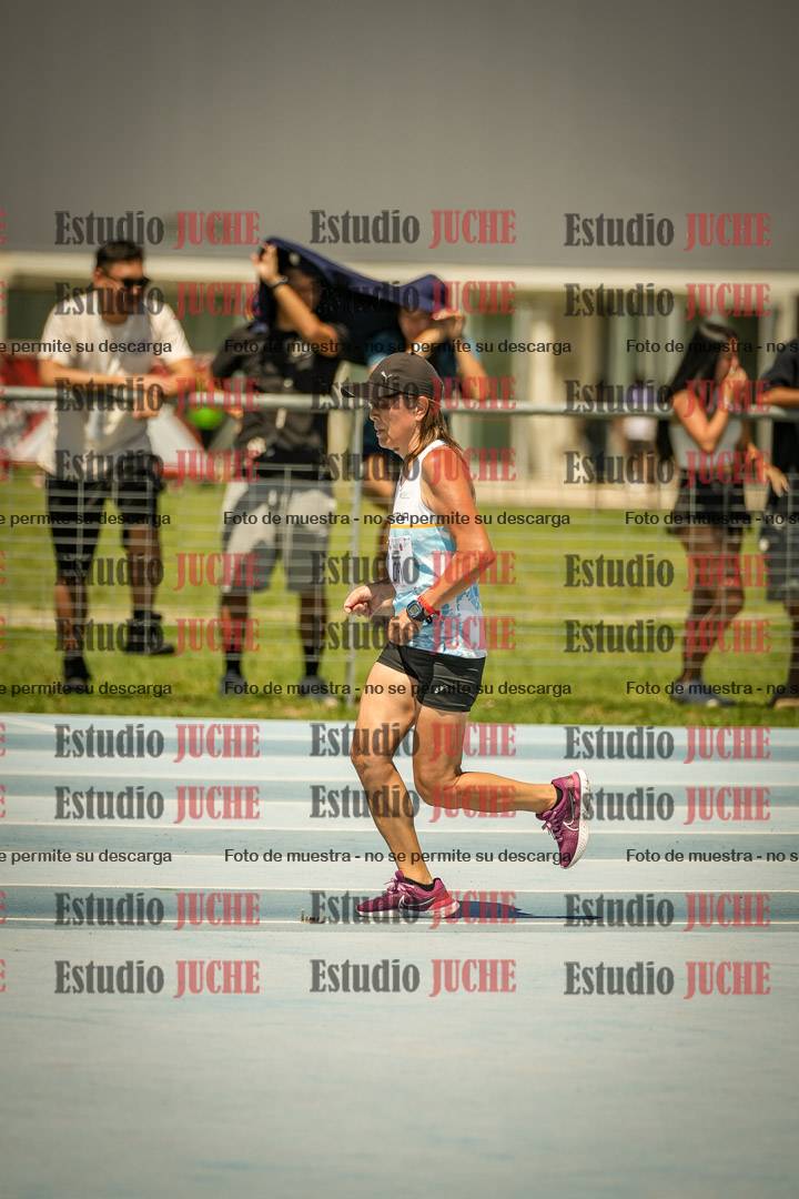 Fotos de los 10.000mts llanos de mujeres y varones LIBRE/MASTER - FINAL