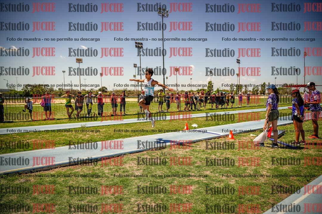 Fotos del salto triple de varones LIBRE/MASTER - FINAL