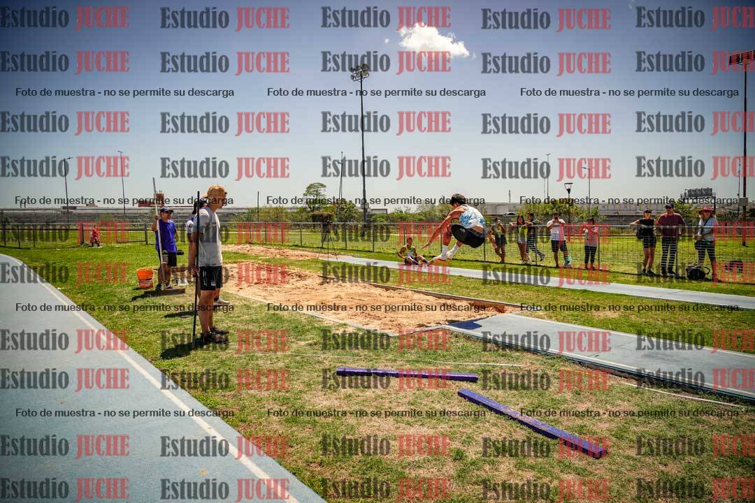 Fotos del salto triple de varones LIBRE/MASTER - FINAL
