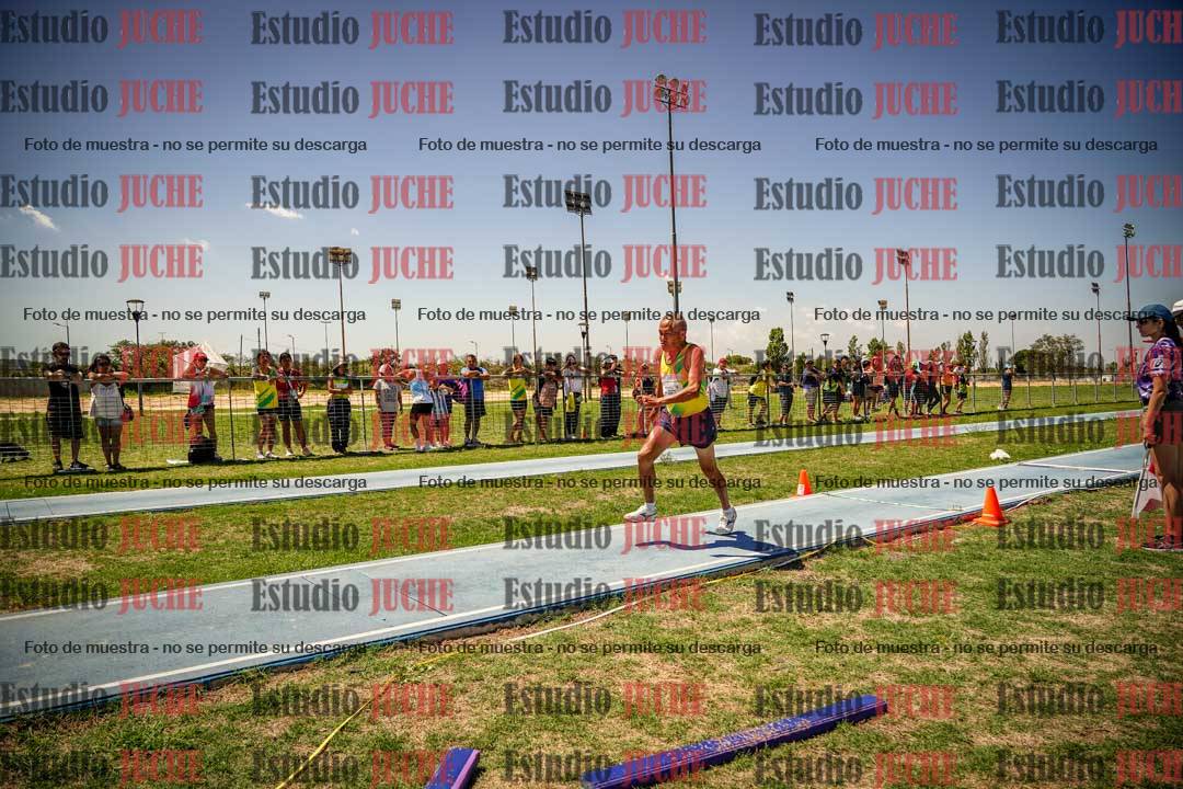 Fotos del salto triple de varones LIBRE/MASTER - FINAL
